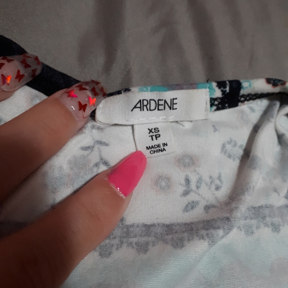 Brand new Ardene racerback tank top - Picture 3 of 3